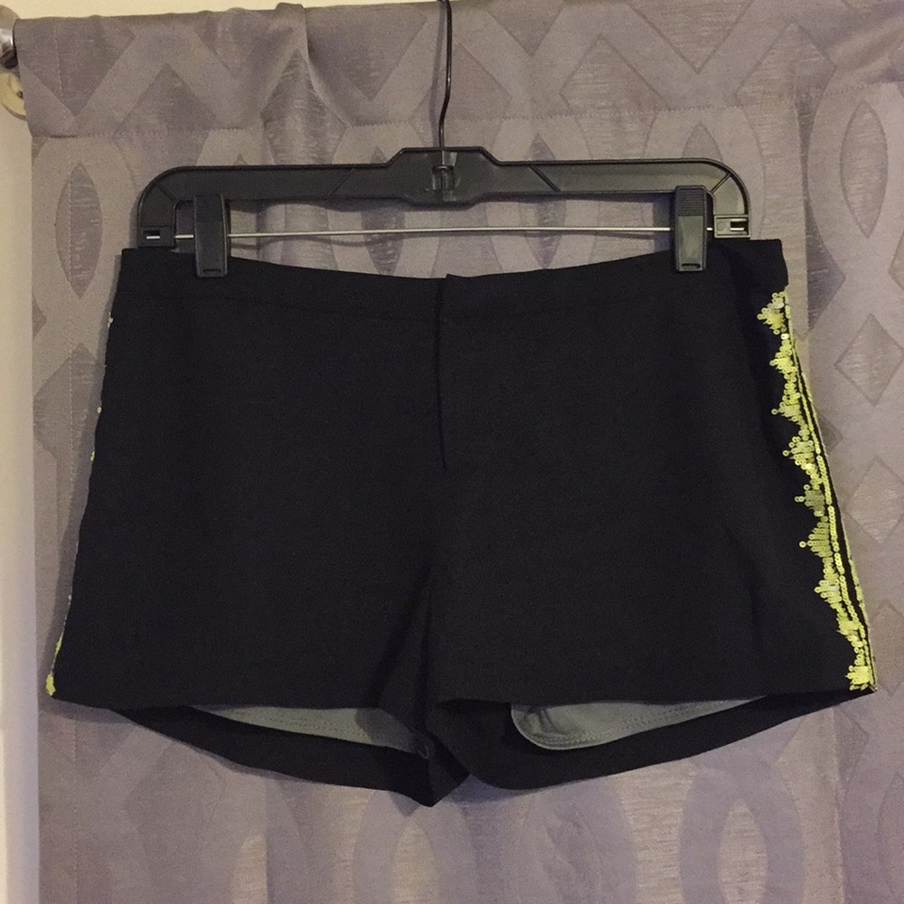 Guess / Green Sequined Party Shorts / 6
